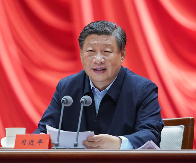 　　9月1日，2021年秋季學(xué)期中央黨校（國家行政學(xué)院）中青年干部培訓(xùn)班在中央黨校開班。中共中央總書記、國家主席、中央軍委主席習(xí)近平在開班式上發(fā)表重要講話。新華社記者 申宏 攝